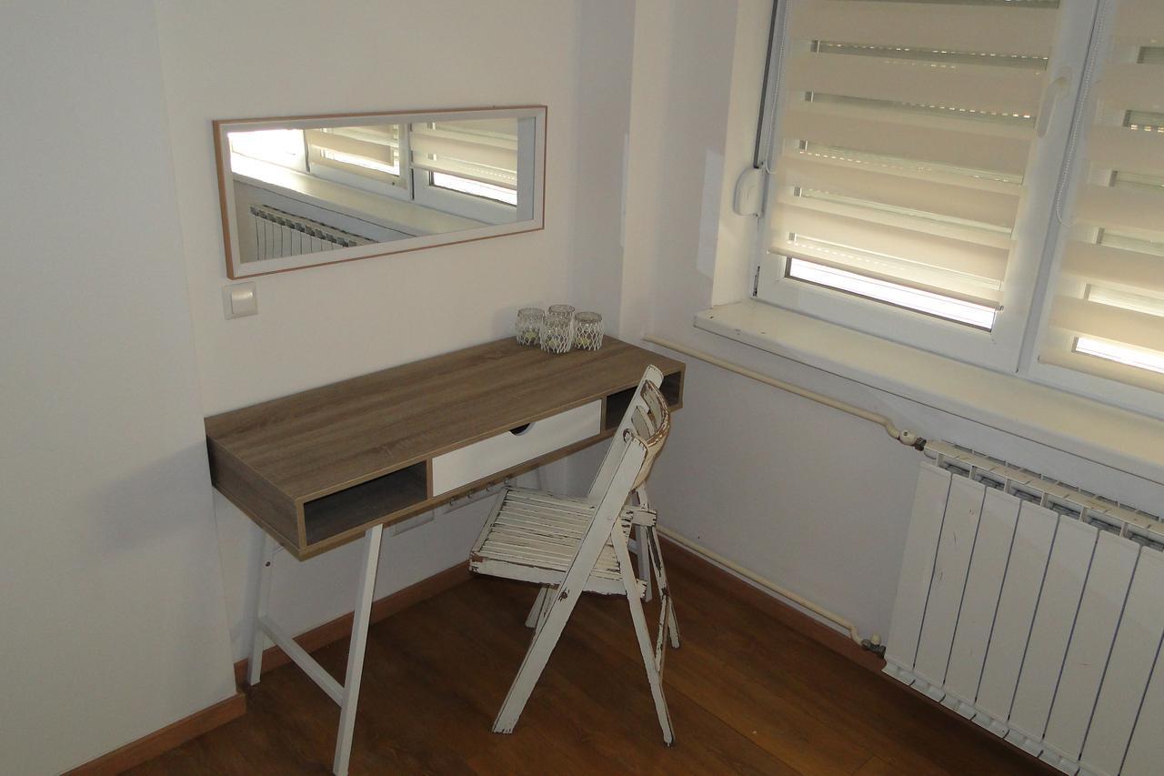 Apartment Galerija Tuzla Exteriör bild